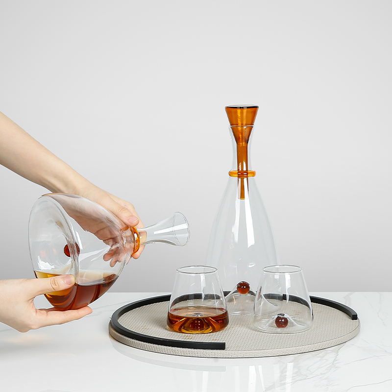 Home Bar And Cabinet - Moderne minimalistische glazen karaf voor thuisbar,